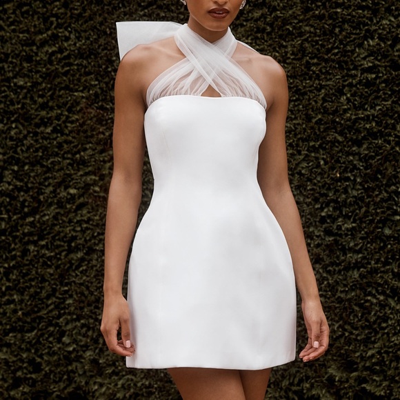 ISO Meshki Maryam Dress - Picture 1 of 2